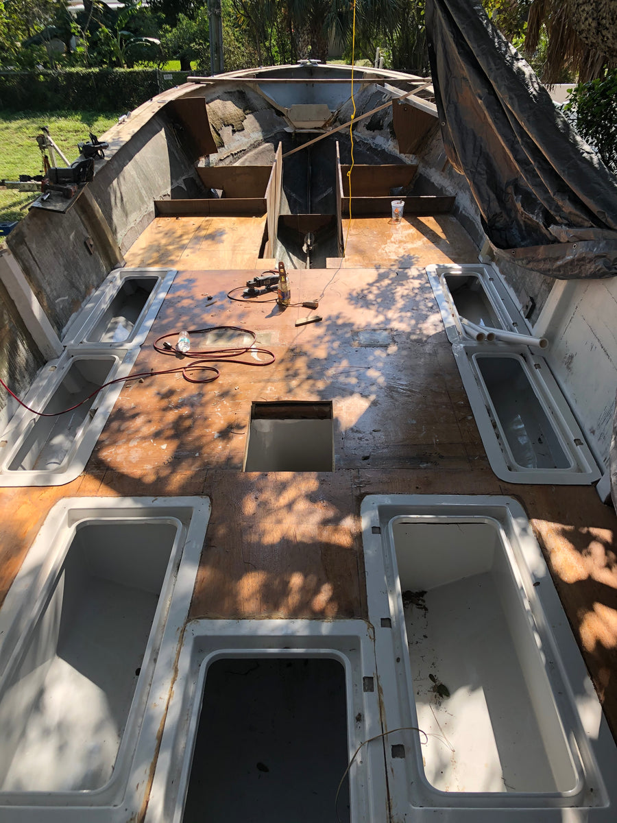 fiberglass hatches, Bertram, boat rebuild, fiberglass